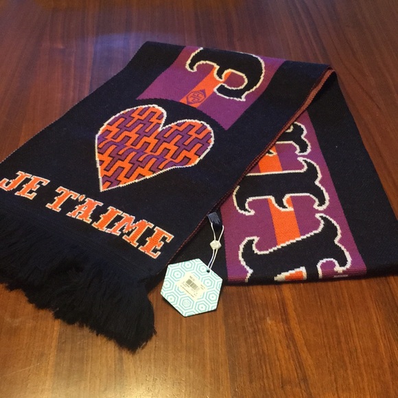 Jonathan Adler Accessories - NWT Jonathan Adler Scarf